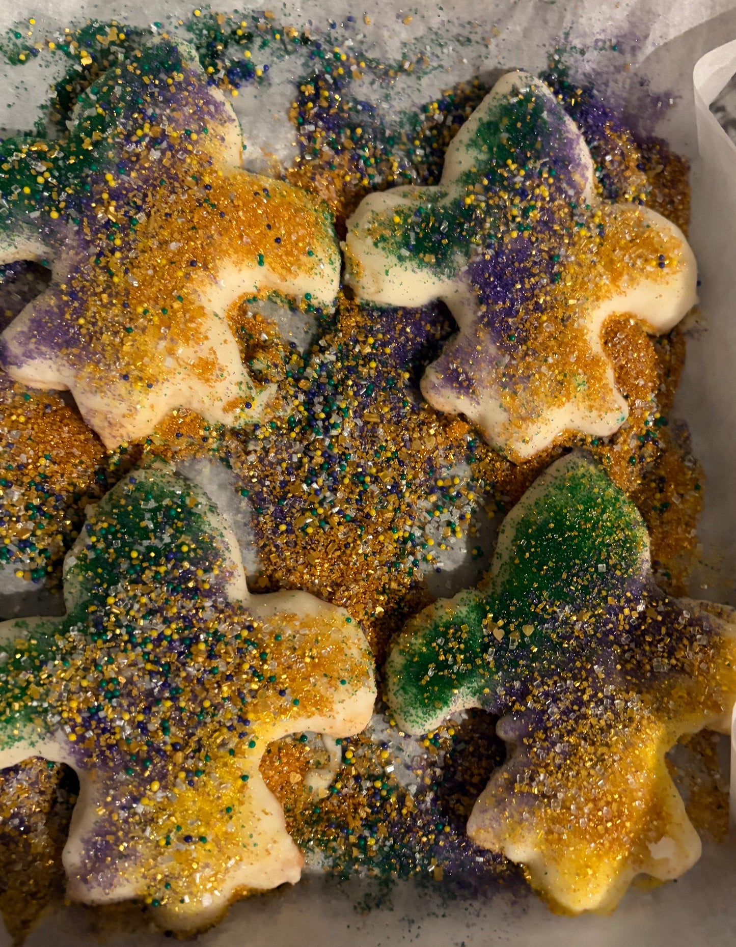 (B)- JJ.s Sweet Treats (Fleur de lis Cookies)